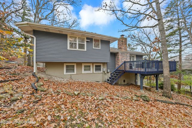 1031 CAROUSEL DRIVE, Jefferson City, MO 65101