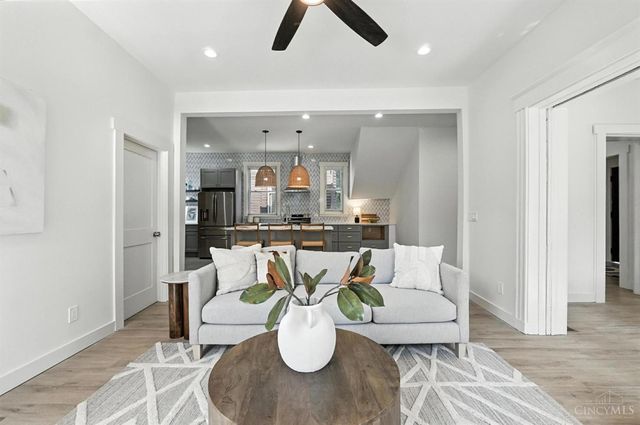 871 Hutchins Avenue, Cincinnati, OH 45229