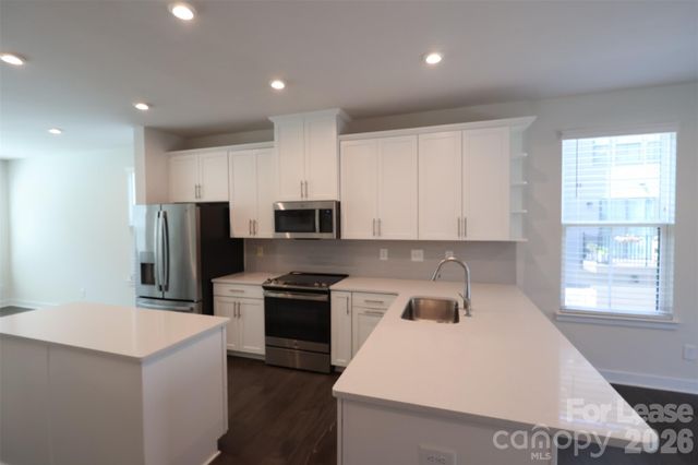 1226 Gleason Way, Charlotte, NC 28217