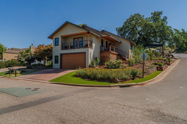 30 Bryson Dr, Sutter Creek, CA 95685