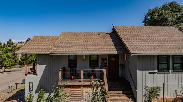 30 Bryson Dr, Sutter Creek, CA 95685