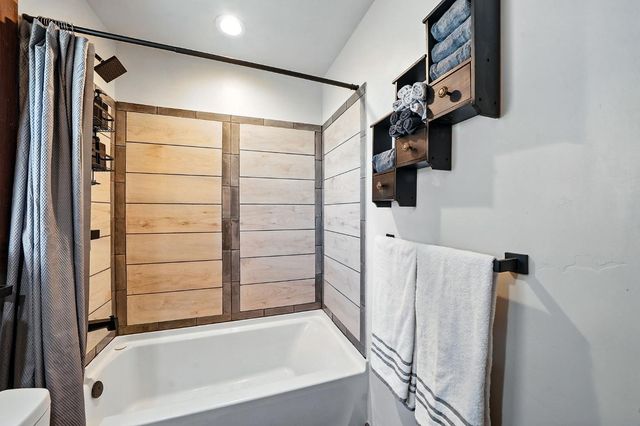 30 Bryson Dr, Sutter Creek, CA 95685