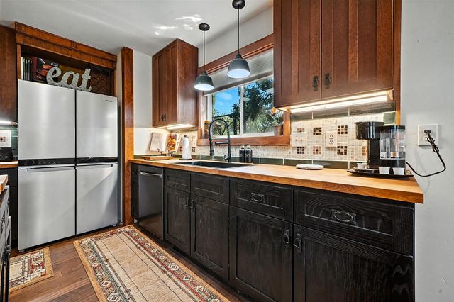 30 Bryson Dr, Sutter Creek, CA 95685