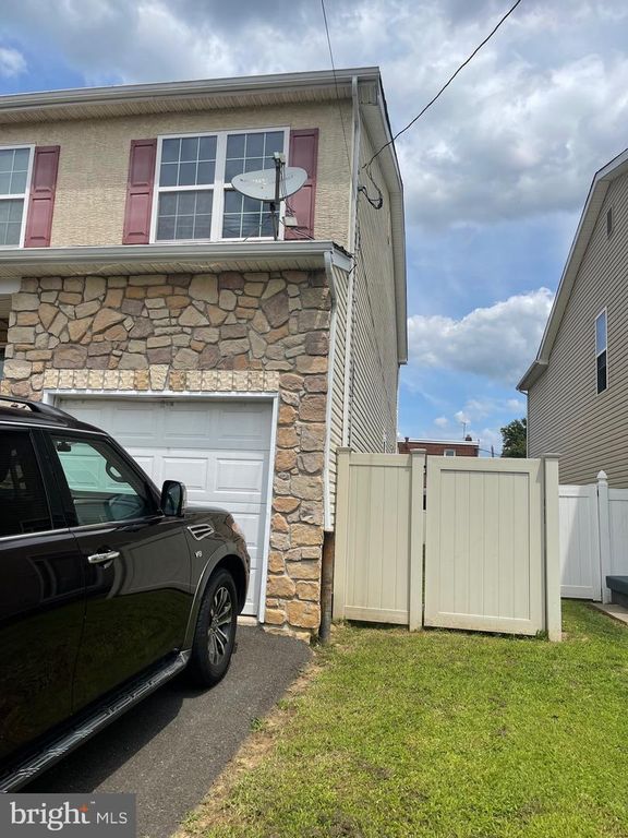 1917 FULLER ST NE FULLER ST, Philadelphia, PA 19152