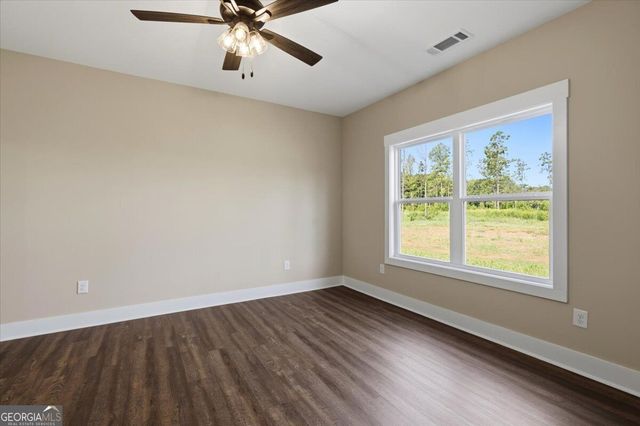 140 Overland Way, Gray, GA 31032