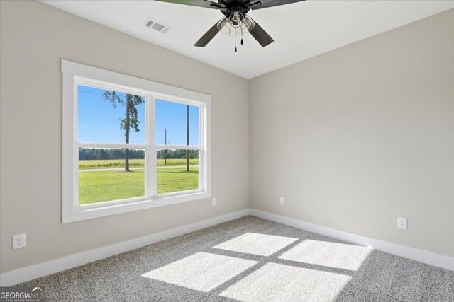 140 Overland Way, Gray, GA 31032