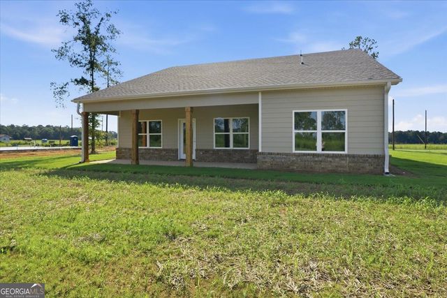 140 Overland Way, Gray, GA 31032