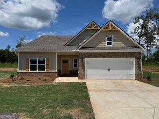 140 Overland Way, Gray, GA 31032
