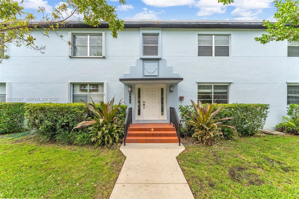 5685 SW 80th Street 58B, Miami, FL 33143