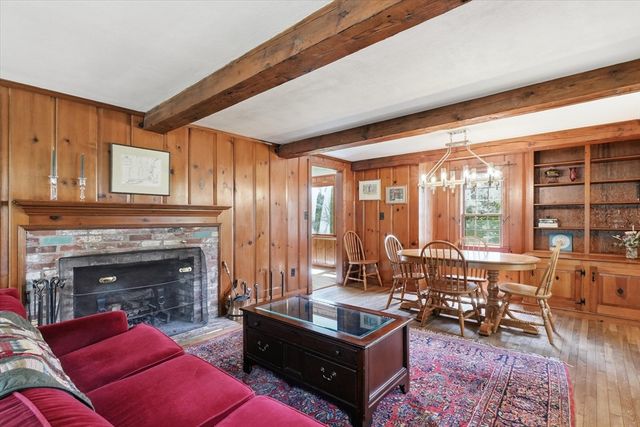 10 Lenway Rd, Newbury, MA 01922