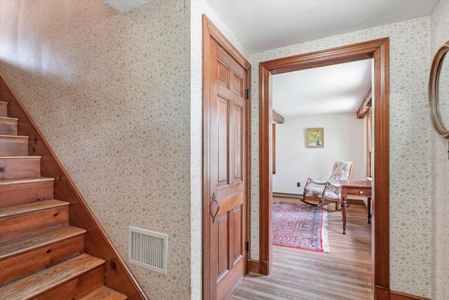 10 Lenway Rd, Newbury, MA 01922