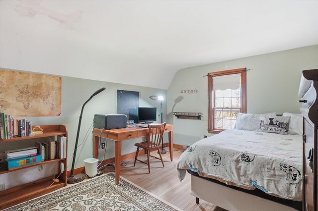 10 Lenway Rd, Newbury, MA 01922