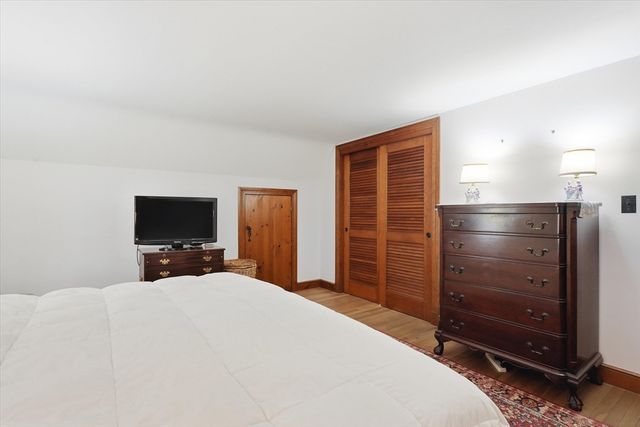 10 Lenway Rd, Newbury, MA 01922