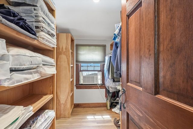 10 Lenway Rd, Newbury, MA 01922