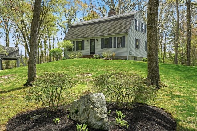 10 Lenway Rd, Newbury, MA 01922