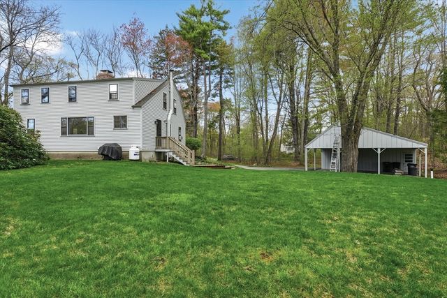 10 Lenway Rd, Newbury, MA 01922