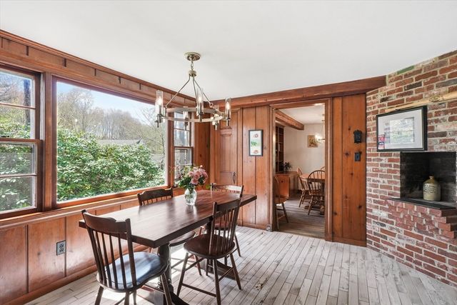 10 Lenway Rd, Newbury, MA 01922