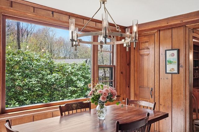 10 Lenway Rd, Newbury, MA 01922