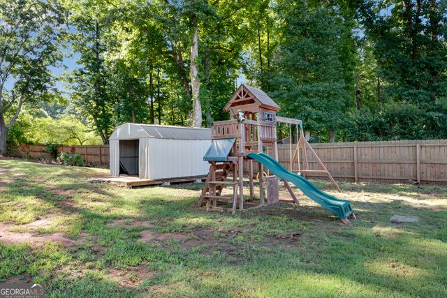 320 Lokeys Lane, Bethlehem, GA 30620