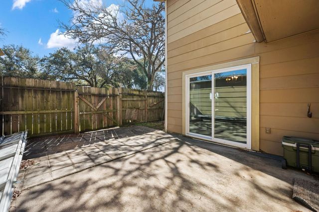 12207 W Village Drive D, Houston, TX 77039