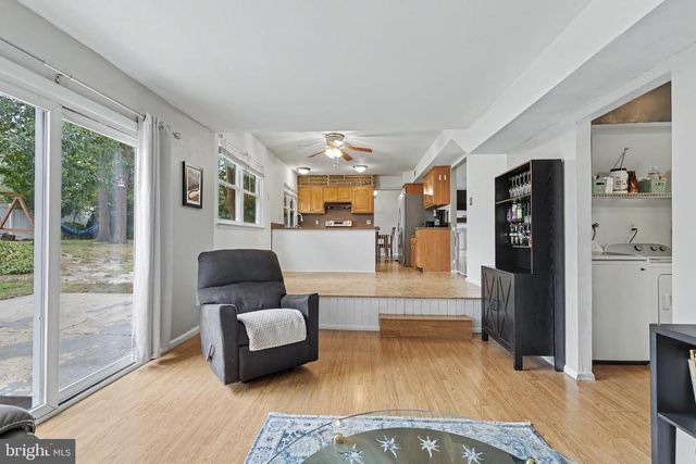 1005 EASTWIND AVE, Toms River, NJ 08753