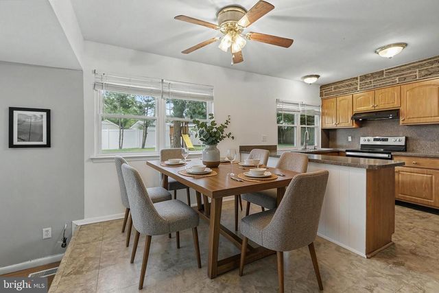 1005 EASTWIND AVE, Toms River, NJ 08753