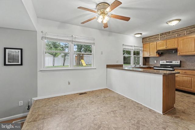 1005 EASTWIND AVE, Toms River, NJ 08753
