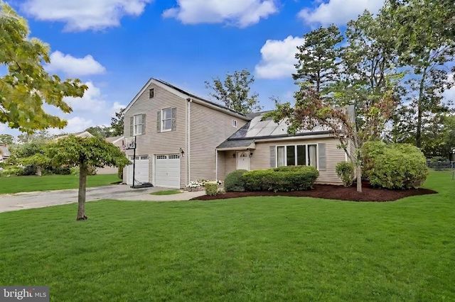 1005 EASTWIND AVE, Toms River, NJ 08753
