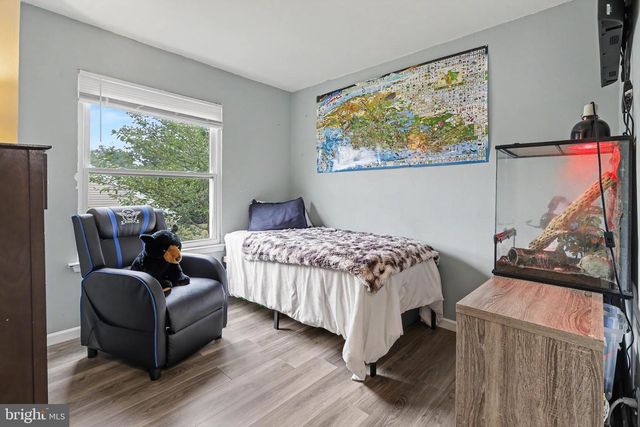 1005 EASTWIND AVE, Toms River, NJ 08753