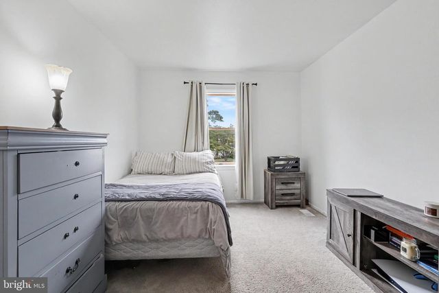 1005 EASTWIND AVE, Toms River, NJ 08753