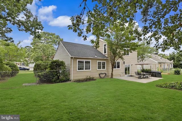 1005 EASTWIND AVE, Toms River, NJ 08753