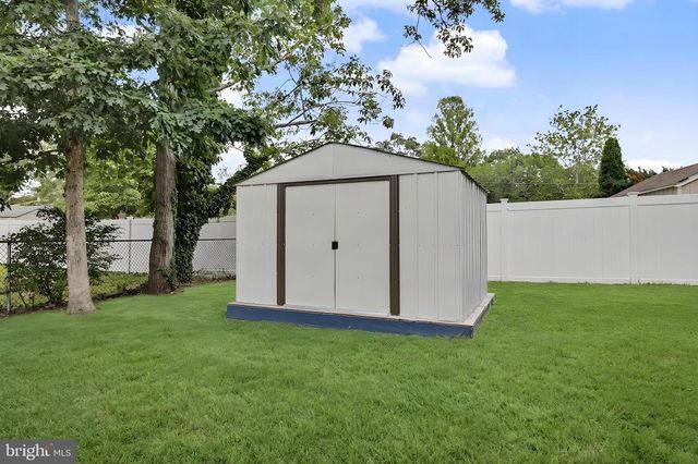 1005 EASTWIND AVE, Toms River, NJ 08753