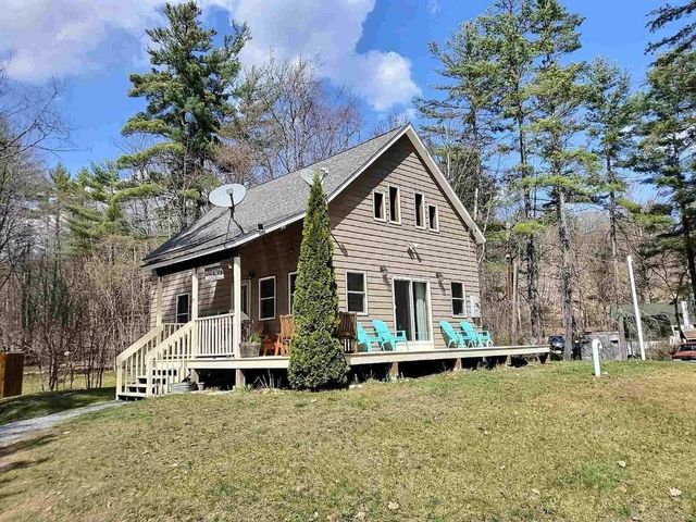13 Indian Point Road, Croydon, NH 03773
