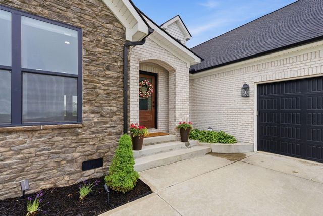 108 Bella Shae Way, Winchester, KY 40391
