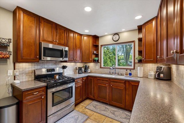 1438 Ray Street, Black Earth, WI 53515