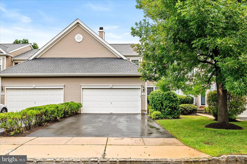 139 COBURN RD, Pennington, NJ 08534
