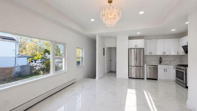 5752 75th Street, Middle Village, NY 11379