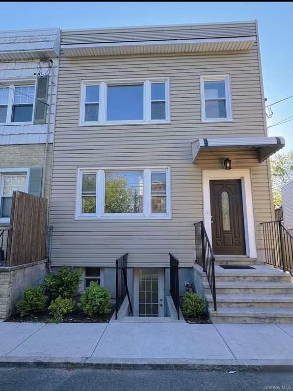 5752 75th Street, Middle Village, NY 11379