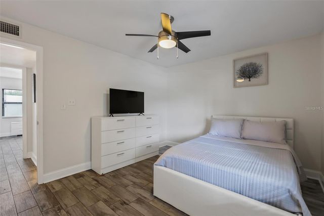 3909 W CLEVELAND STREET 110, Tampa, FL 33609