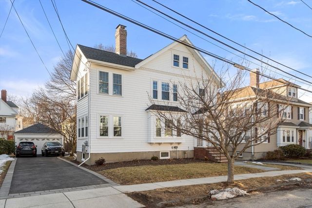 105 Poplar St 1, Watertown, MA 02472