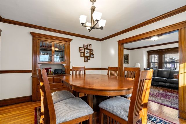 105 Poplar St 1, Watertown, MA 02472