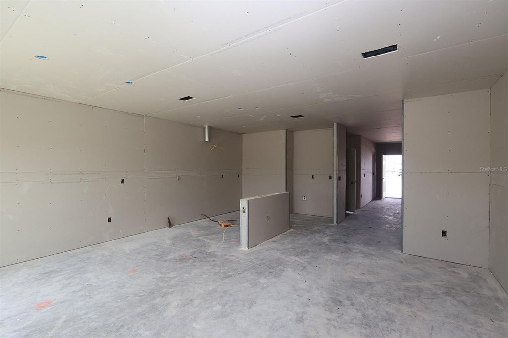 Image 7 of property listing at 4164 CAMPSITE LOOP, Orlando, FL 32824