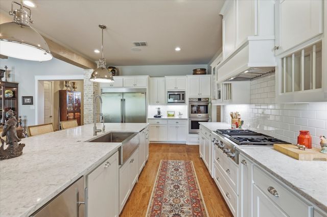 500 Sutherland Crescent, Northlake, TX 76247