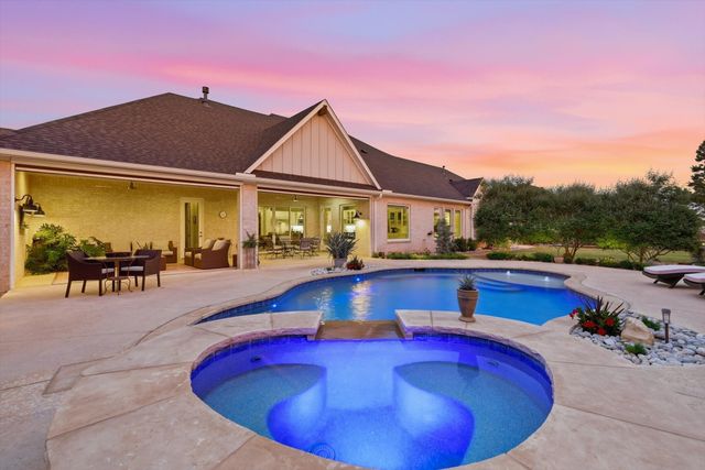 500 Sutherland Crescent, Northlake, TX 76247