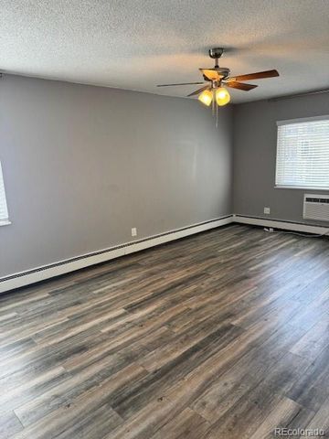 3082 S Wheeling Way 211, Aurora, CO 80014