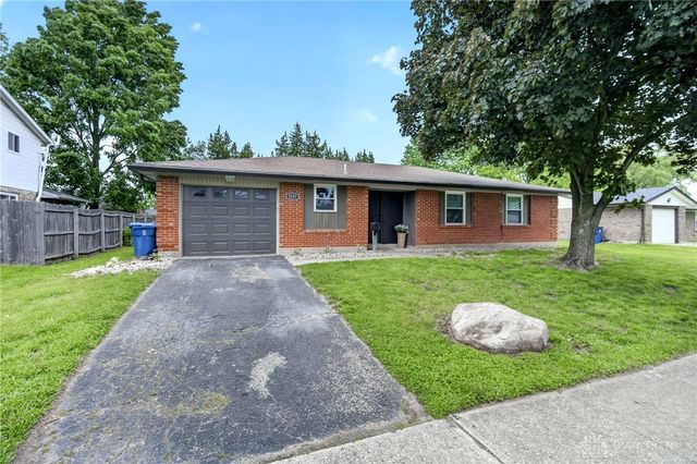 5237 Beechview Drive, Huber Heights, OH 45424