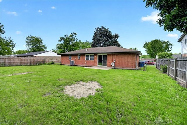 5237 Beechview Drive, Huber Heights, OH 45424