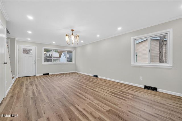 278 Donald Avenue, Schenectady, NY 12304