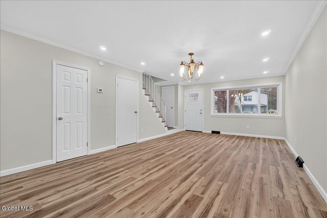 278 Donald Avenue, Schenectady, NY 12304