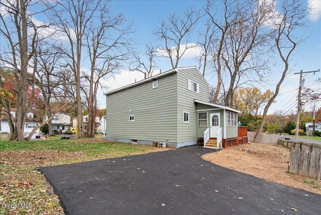 278 Donald Avenue, Schenectady, NY 12304